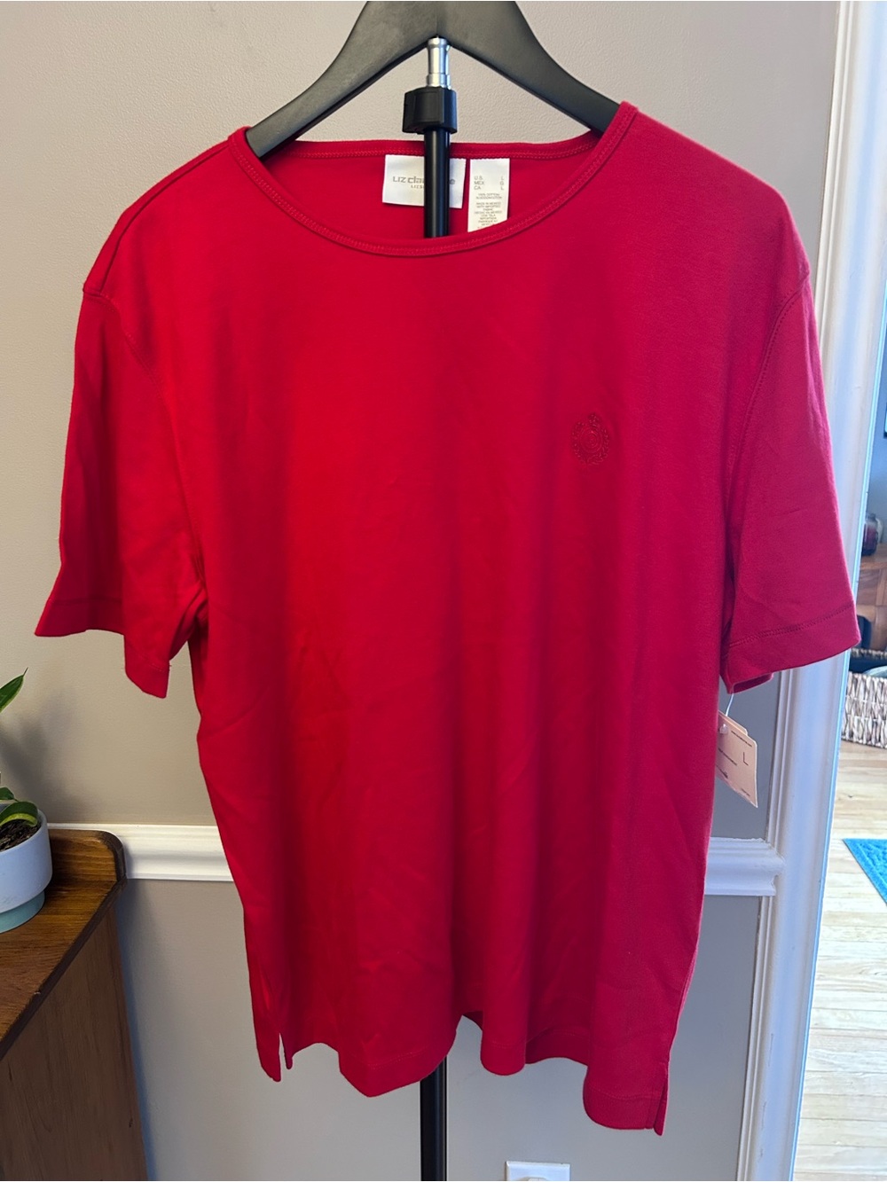 Liz Claiborne Men's Red Short Sleeve Crew Neck Tee
